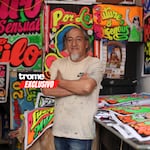 Conoce a Pedro ‘Monky’ Rojas, el pionero de los carteles chicha que adornan los barrios de Lima