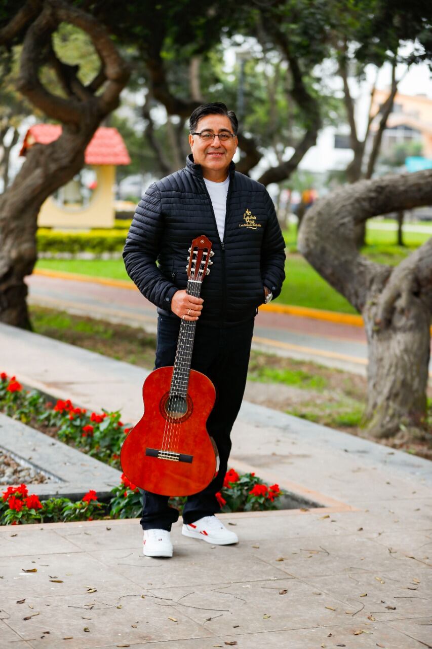 Por cuidar su voz, no consume ninguna bebida helada (Foto: Giancarlo Ávila)