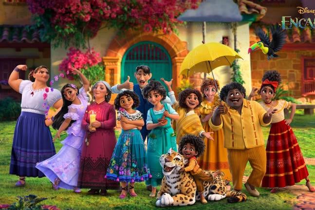 La 'abuela Alma' (a quien María Cecilia Botero pone su voz) es la matriarca de la familia Madrigal en "Encanto".