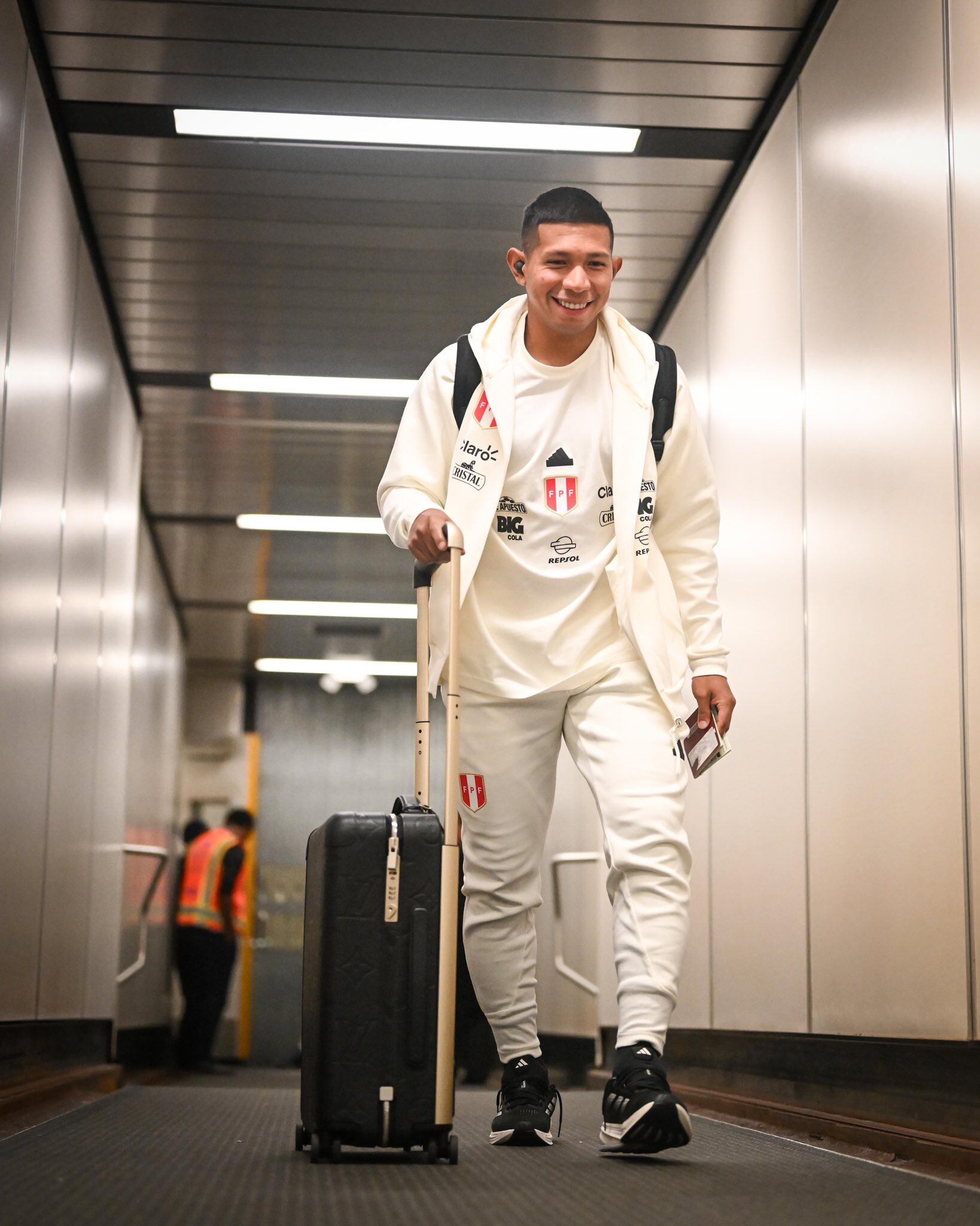 Edison Flores y el plantel de la selección peruana llegó a Filadelfia. (Foto: La Bicolor)