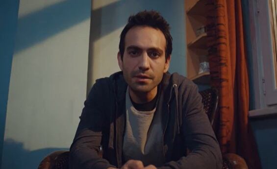 Después de entregar su vida a cambio de la de sus seres queridos, Demir dejó un video de despedida para Öykü y sus amigos (Foto: Med Yapım)