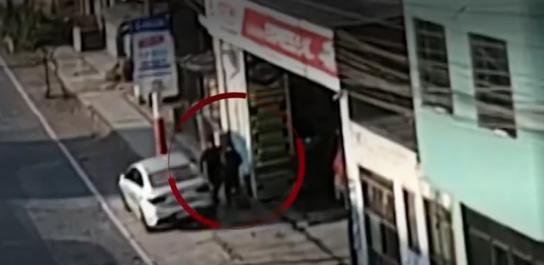 Sicarios asesinan a joven en carwash de Mi Perú y capturan a tres sospechosos. Foto: América