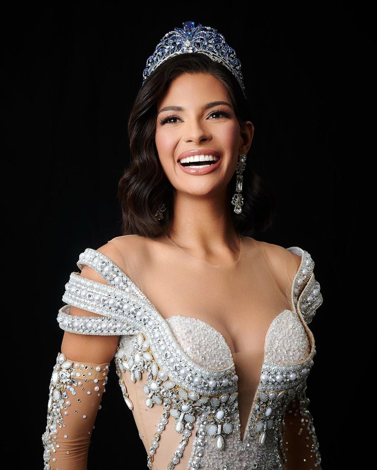 La organización de Miss Universo subió una breve biografía de Sheynnis Palacios (Foto: @benjaminaskinas / Instagram)