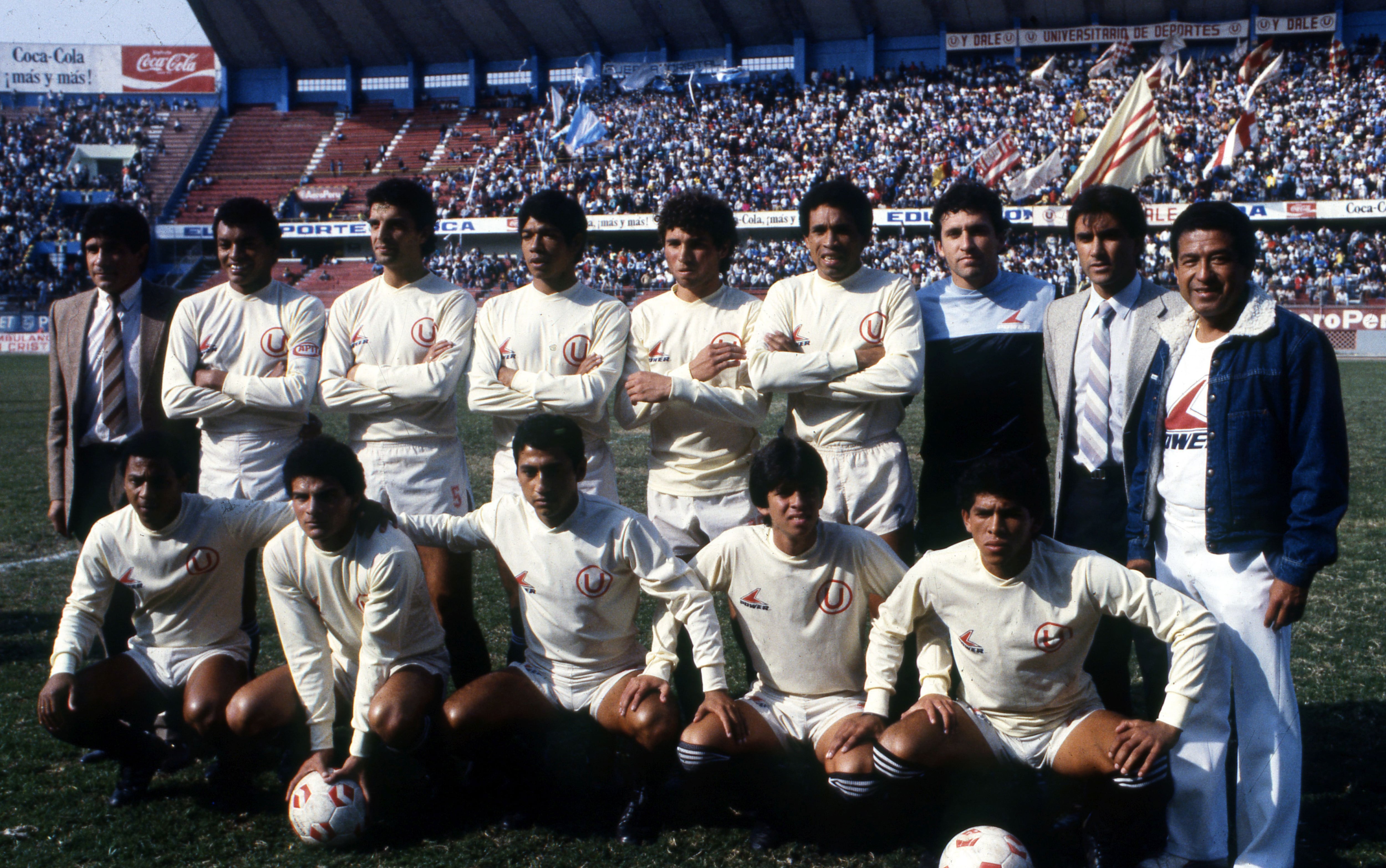 LIMA, DECADA DE LOS NOVENTA
UNIVERSITARIO CONTRA SPORTING CRISTAL
FOTO: EL COMERCIO