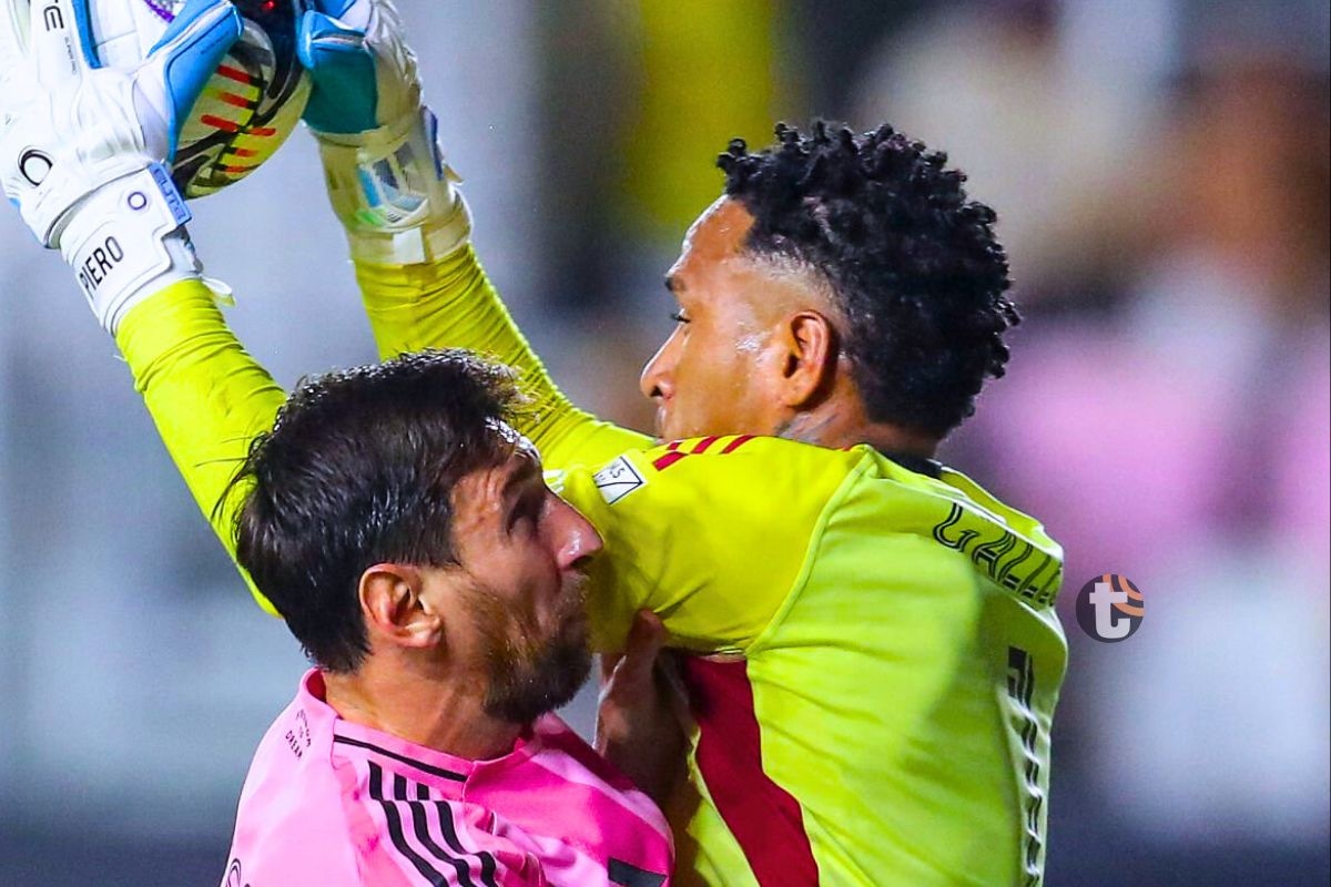 Pedro Gallese con las maletas hechas para dejar Orlando (Foto: AP)