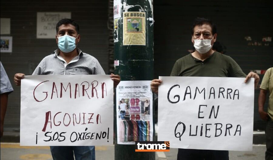 Gamarra sigue reclamando por cierre de negocios mientras que alrededores siguen tomadas por el comercio informal. (Jesús Saucedo / Trome)