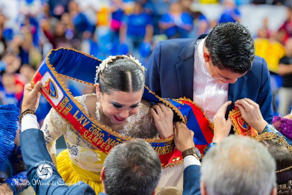 "Por más que se tenga habilidades, hay que esforzarse, trabajar duro", dice Astryd Vargas, tricampeona nacional y mundial de marinera. (Entrevista: Isabel Medina / Trome /Foto: Ronald Minchola).