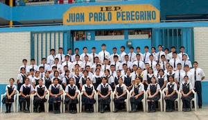 Tres promociones enteras de un colegio entran a la universidad