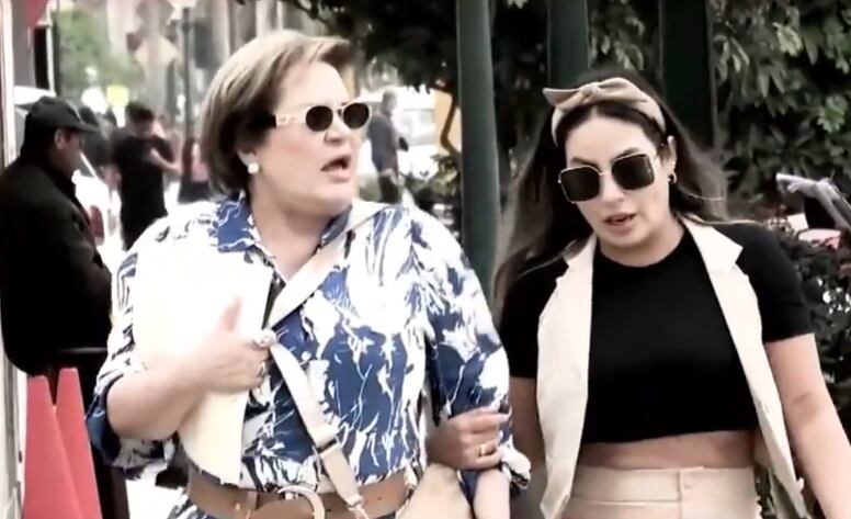 Pamela López y Rosario Sasieta