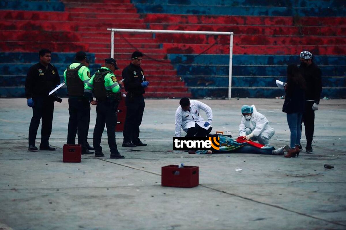 En concierto chicha, extorsionadores balean a los asistentes. Dos mujeres mueren y más de veinte heridos. El hecho ocurrió en Villa maria del triunfo.
Fotos: César Grados/@photo.gec