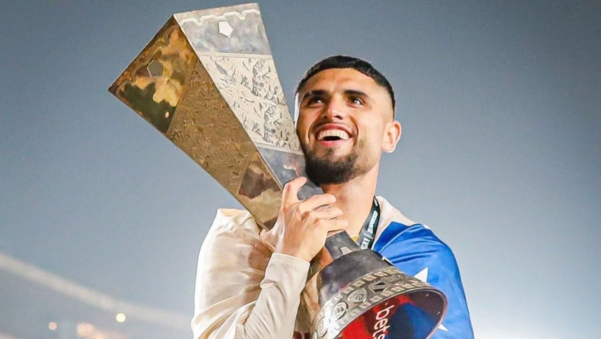 Rodrigo Ureña se va tricampeón con Universitario (Foto: Universitario)