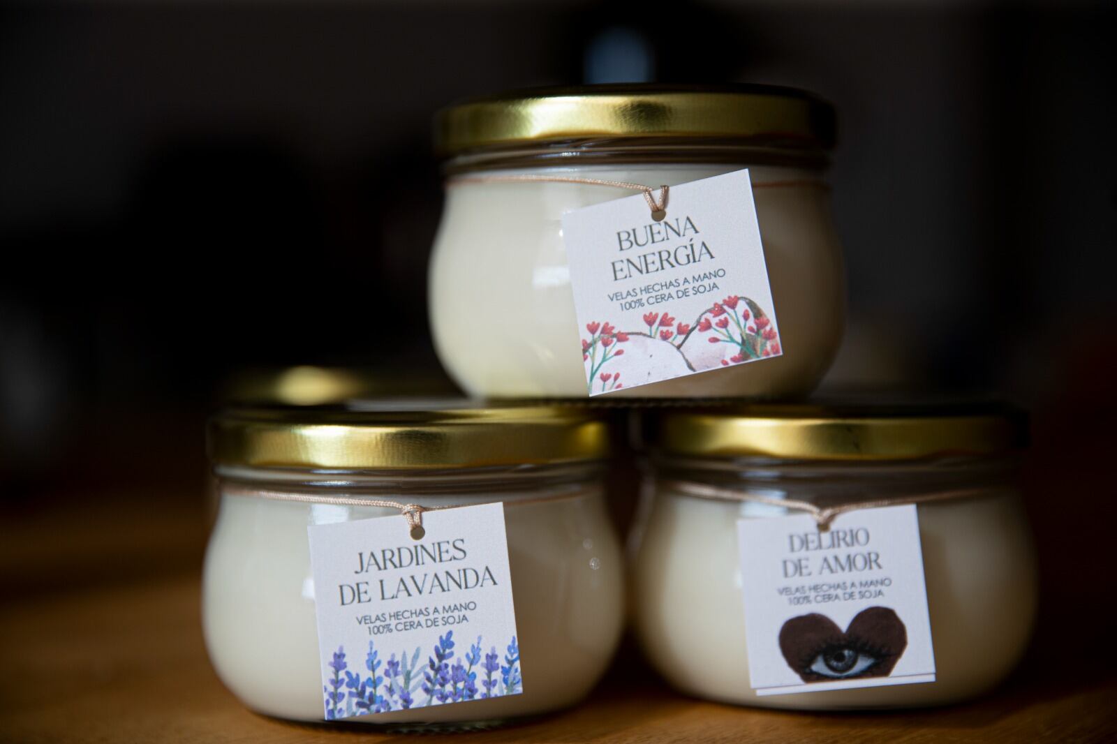 Ariana saca diferentes colecciones para cada temporada y las ventas son muy buenas. Foto: Hugo Pérez.