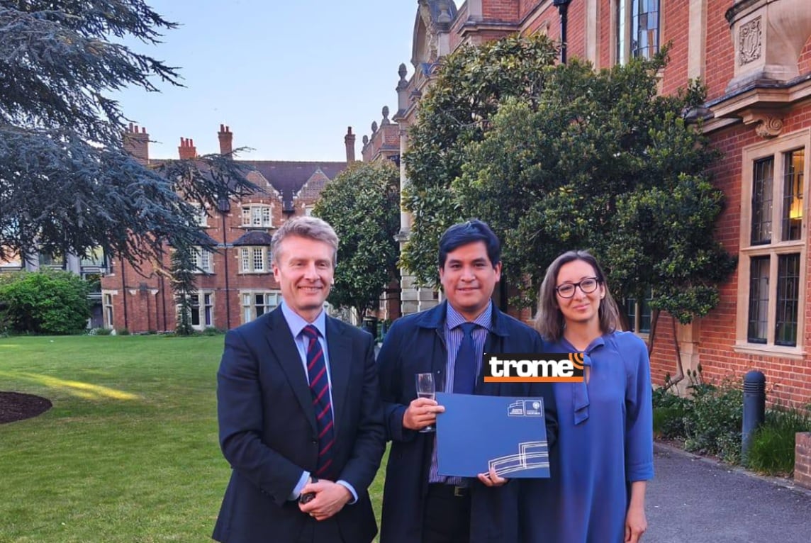 Marco Carrasco en las mejores universidades del mundo y fue admitido al Programa de Líderes en sector público en la Universidad de Oxford. (Entrevista: Isabel Medina / Trome).