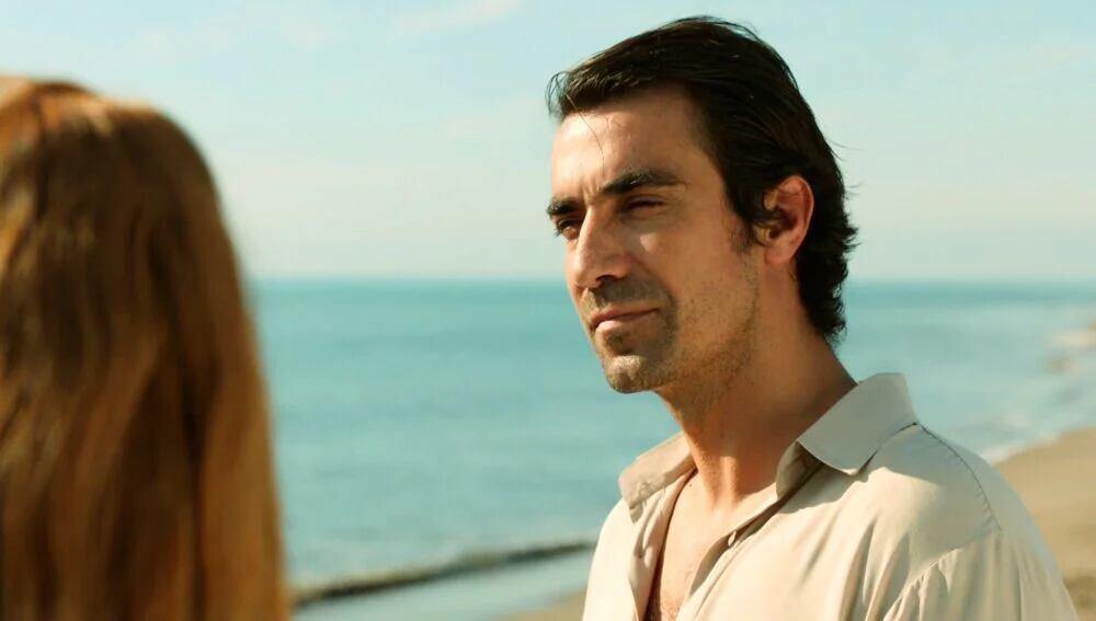 El actor Ibrahim Çelikkol como Hakan Gümüşoğlu en "Tierra Amarga" (Foto: Tims & B Productions)