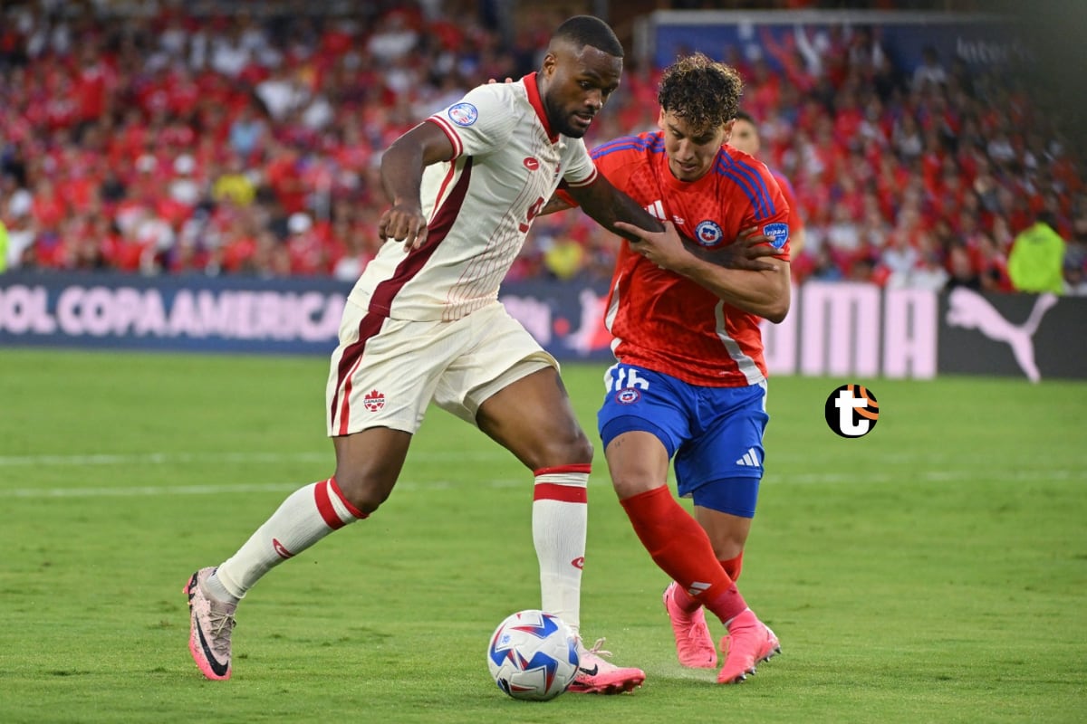 Chile necesita ganarle a Canadá, pero juega con 10 hombres desde los 26 minutos. Foto: AFP