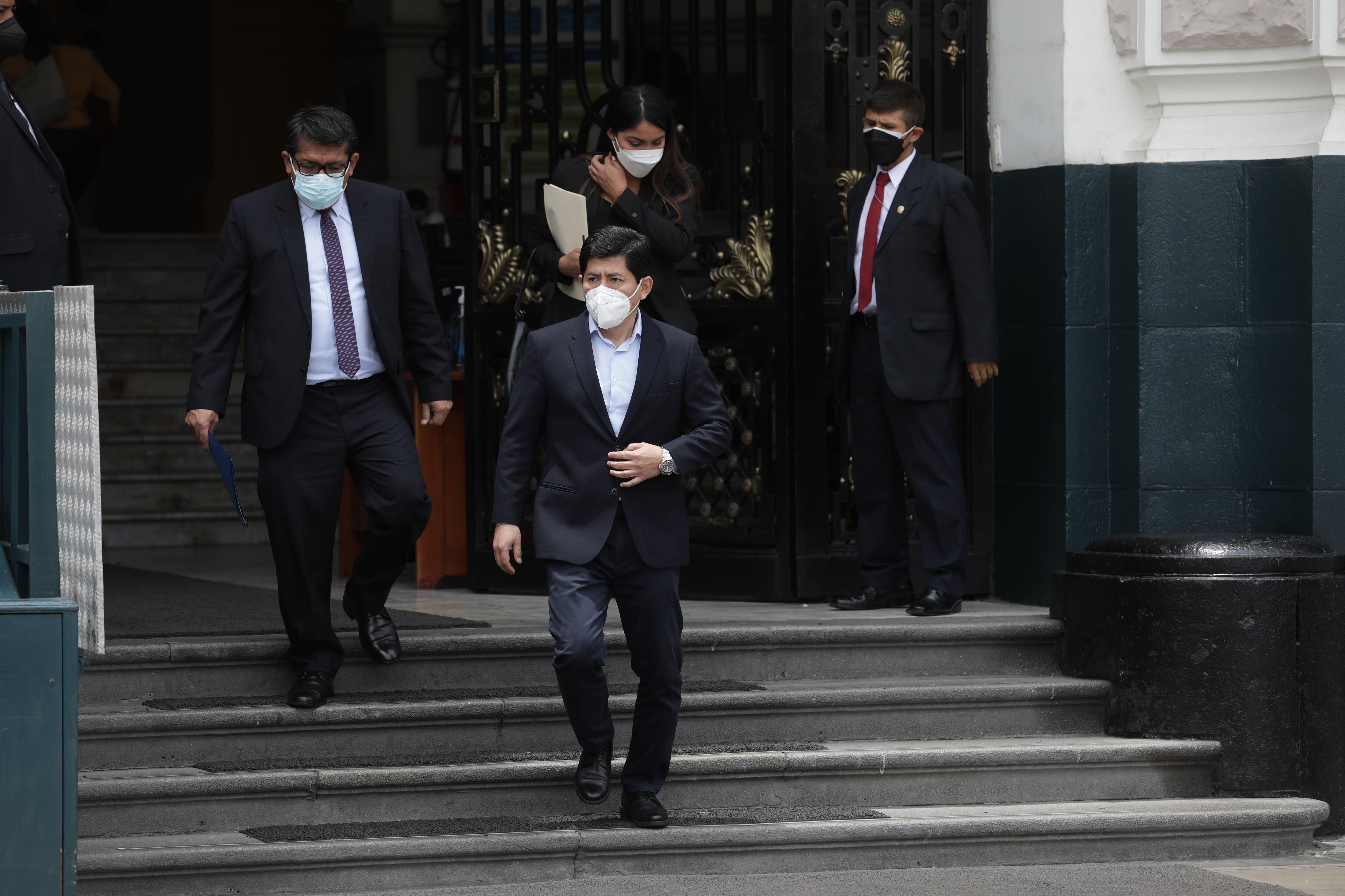 Lima, miércoles 09 de marzo del 2022
El empresario Zamir Villaverde en conferencia de prensa a su salida de la comisión de fiscalización descartó tener alguna relación con el presidente Pedro Castillo. Fotos: Anthony Niño de Guzmán / @photo.gec