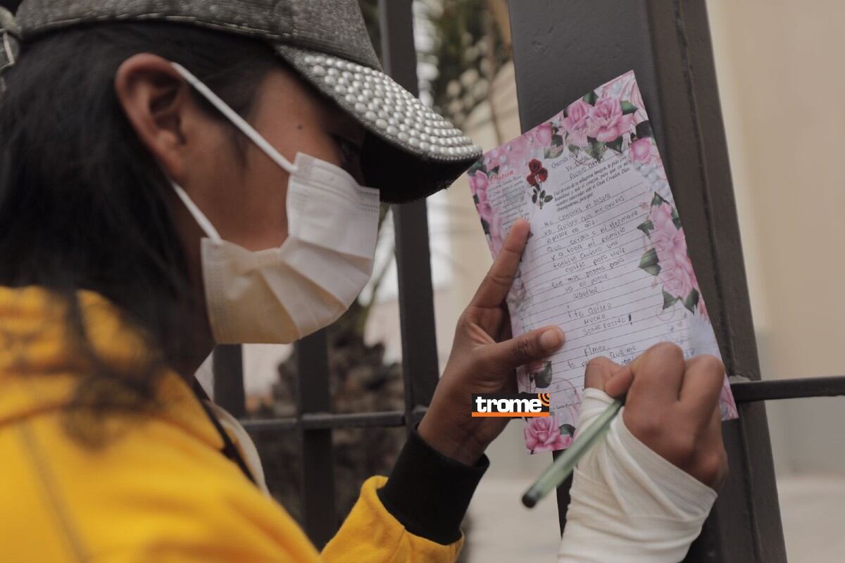 Celebraciones por Santa Rosita. Desde diversos países comparten su devoción y siguen enviando cartas que serán llevadas al Pozo de los Deseos. (Entrevista: Isabel Medina / Foto: Trome).