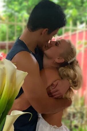 Niurka Marcos junto a Juan Vidal (Foto: Niurka Marcos/Instagram)