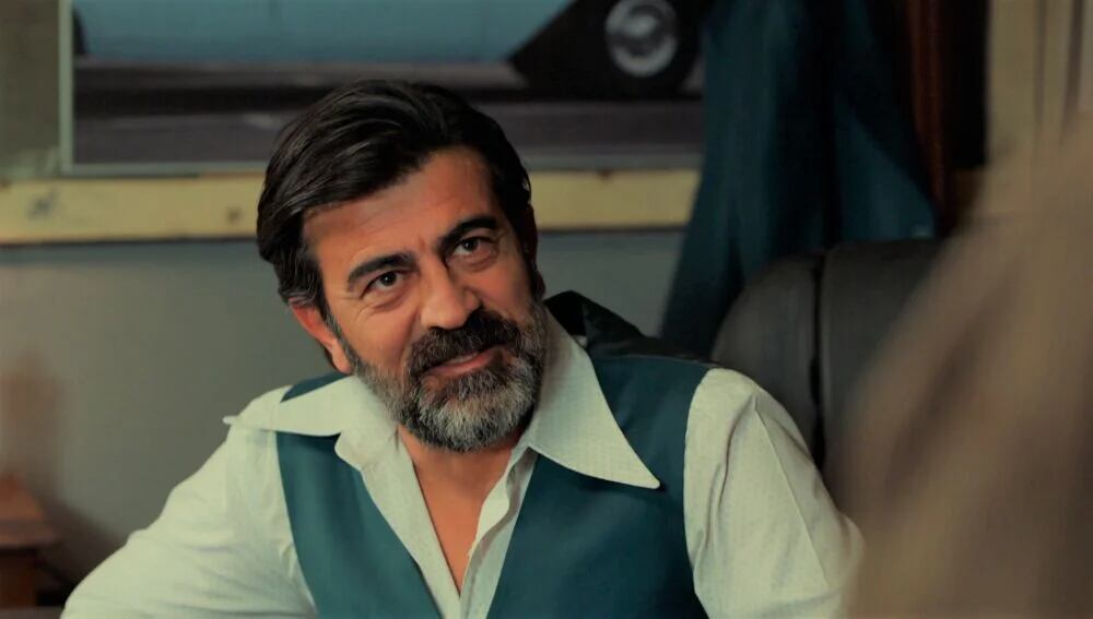 El actor Erkan Bektaş, en el papel de Abdülkadir Keskin en “Tierra amarga” (Foto: Tims & B Productions)