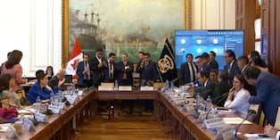 Comisión de Constitución en el senado se suspendió en dos ocasiones por falta de acuerdo (Foto: @americanoticias)