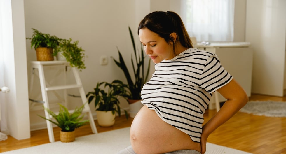 How to prevent strias in pregnancy?