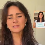 Llora en EE.UU. y confiesa sentirse sola: “Pronto regresaré”