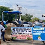 ¡Perú bloqueado! Paro agrario paraliza carreteras, deja pasajeros varados y provoca enfrentamientos en regiones