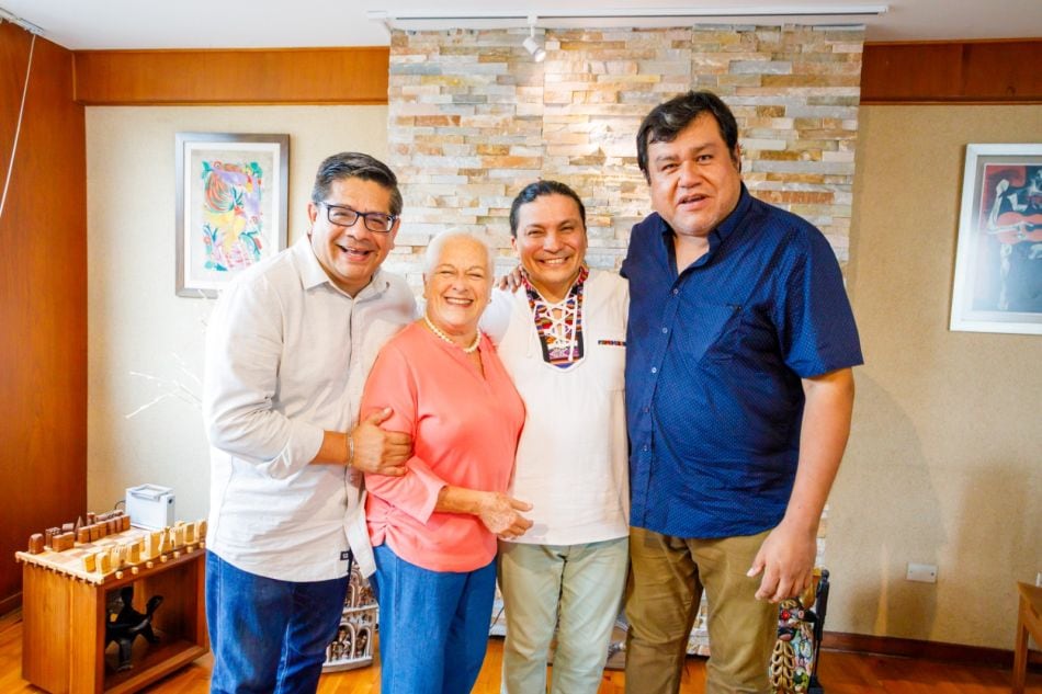 Pedro Díaz celebra la diversidad cultural peruana con un álbum en francés. (Foto: Instagram)