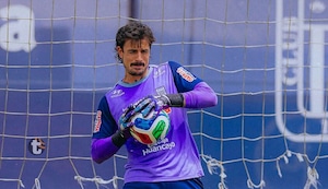 Alianza Lima: Guillermo Viscarra y Gaspar Gentile se meten al once ante Melgar