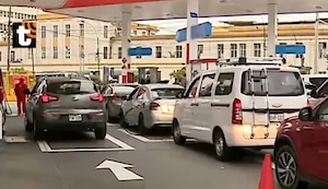Minem suspende venta de GNV para taxis y autos particulares en Lima: grifos cerrados y largas colas por desabastecimiento