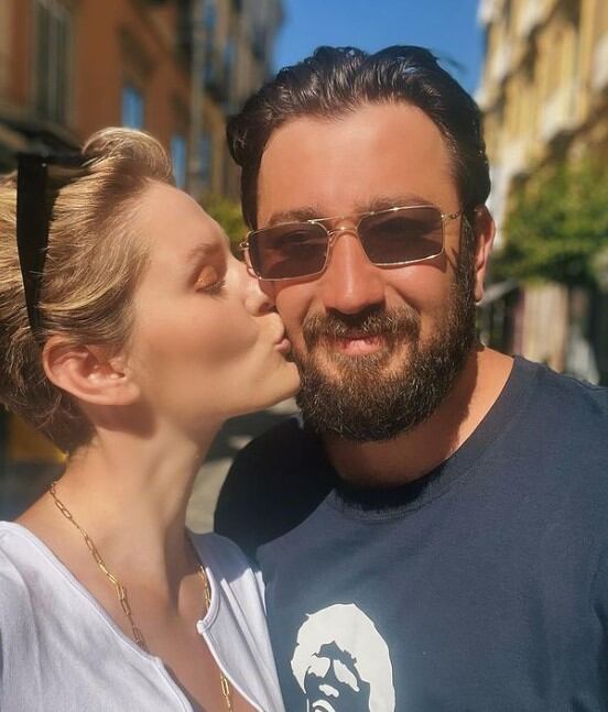 Gözde Türker y su esposo (Foto: Gözde Türker/Instagram)