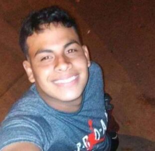 Extranjero, que también era cobrador de combi, discutió con otro trabajador, este lo arrastró del brazo y combi lo aplastó.