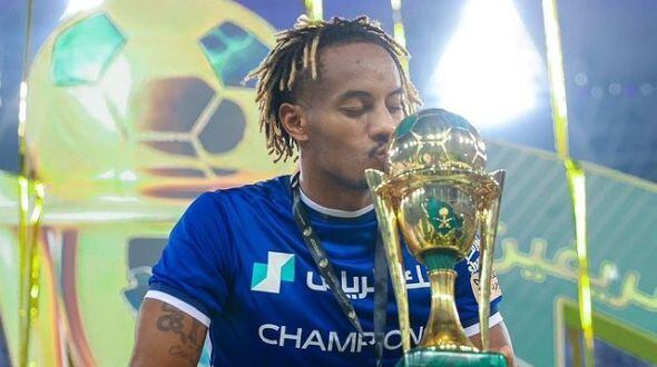 André Carrillo registra nueve títulos con Al Hilal. (Foto: Instagram)