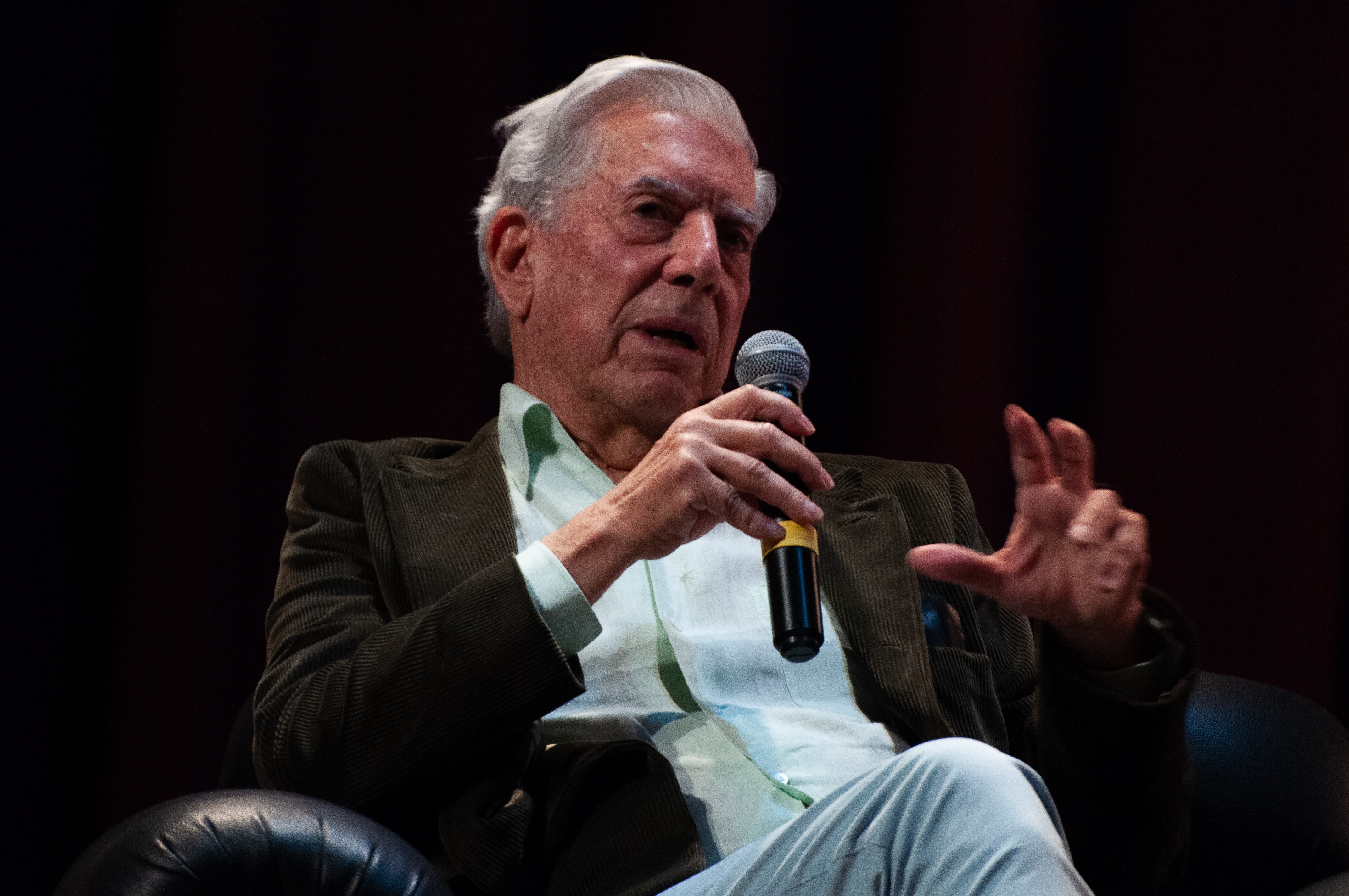 Mario Vargas Llosa