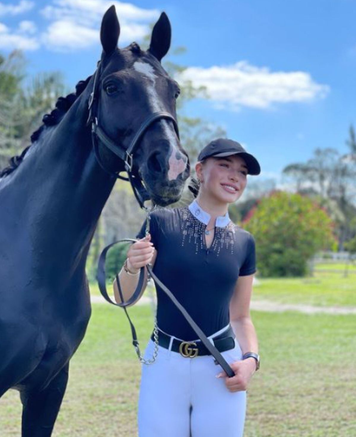 La muchacha y su amor por los caballos (Foto: Alexia Bobryk / Instagram)
