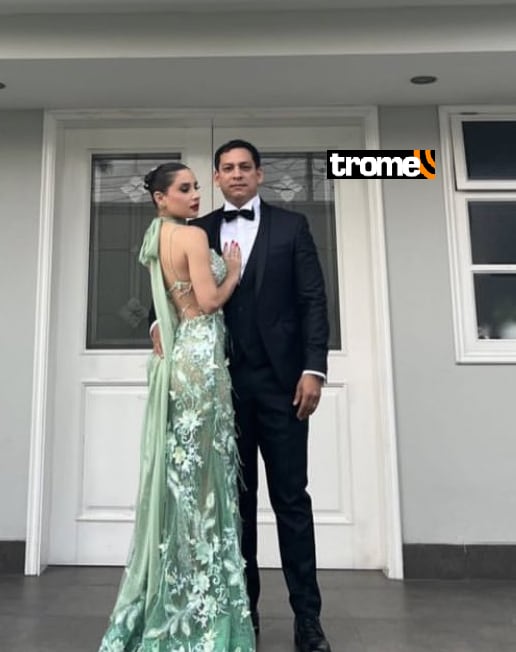 El excongresista Luis Valdez y su esposa bloguera Ana Paula Ganoza en el matrimonio.