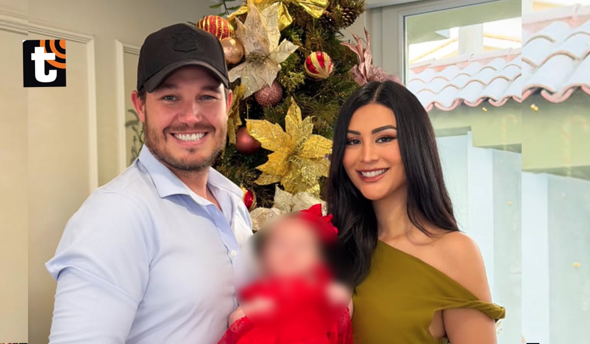 George Forsyth, su esposa Sonia La Torre y la hija de ambos.