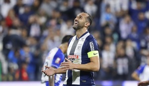 Hernán Barcos y las diferencias entre los partidos que juega Alianza en la Copa y en el torneo local: “Es notorio” | VIDEO