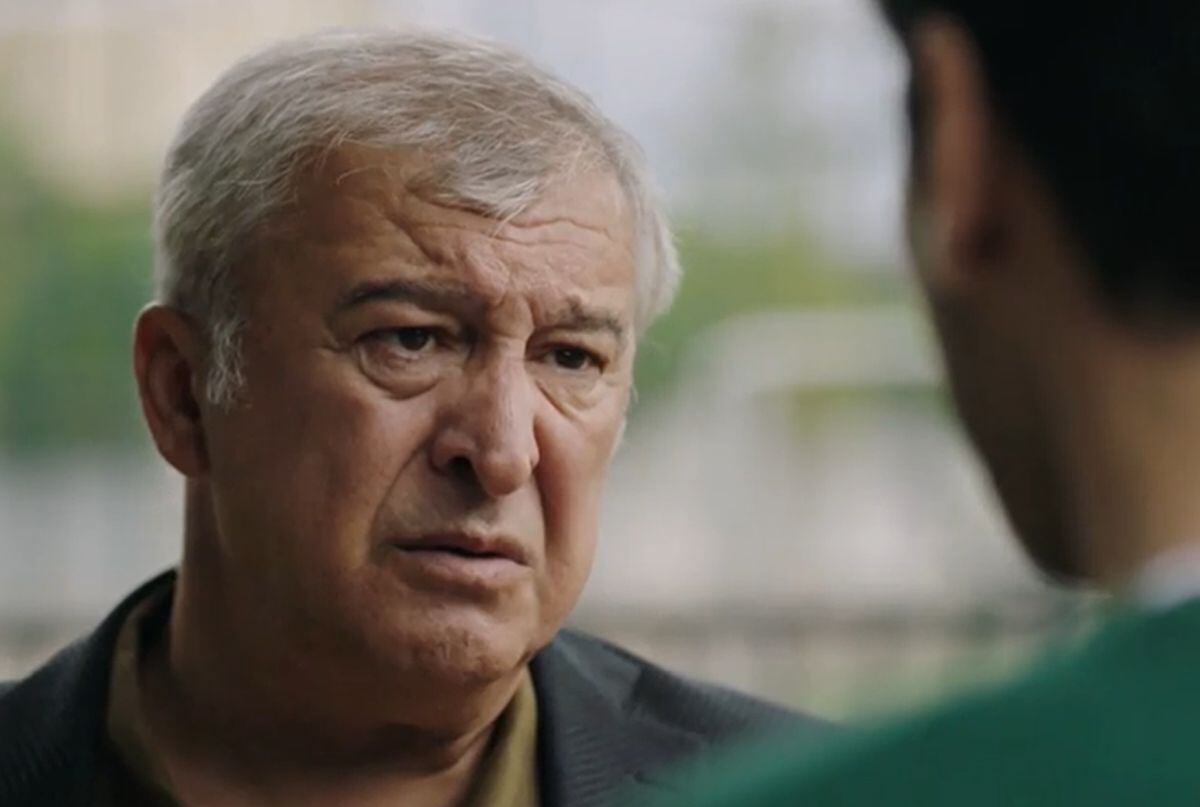 Ilgaz pide explicaciones a su padre por la muerte de Inci (Foto: Ay Yapim)