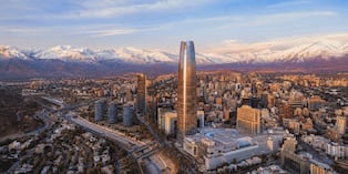 A nivel regional, Sky también anunció la nueva ruta directa entre Santiago y Punta Cana que iniciará de cara a la temporada de verano, una de las más solicitadas por los viajeros chilenos.