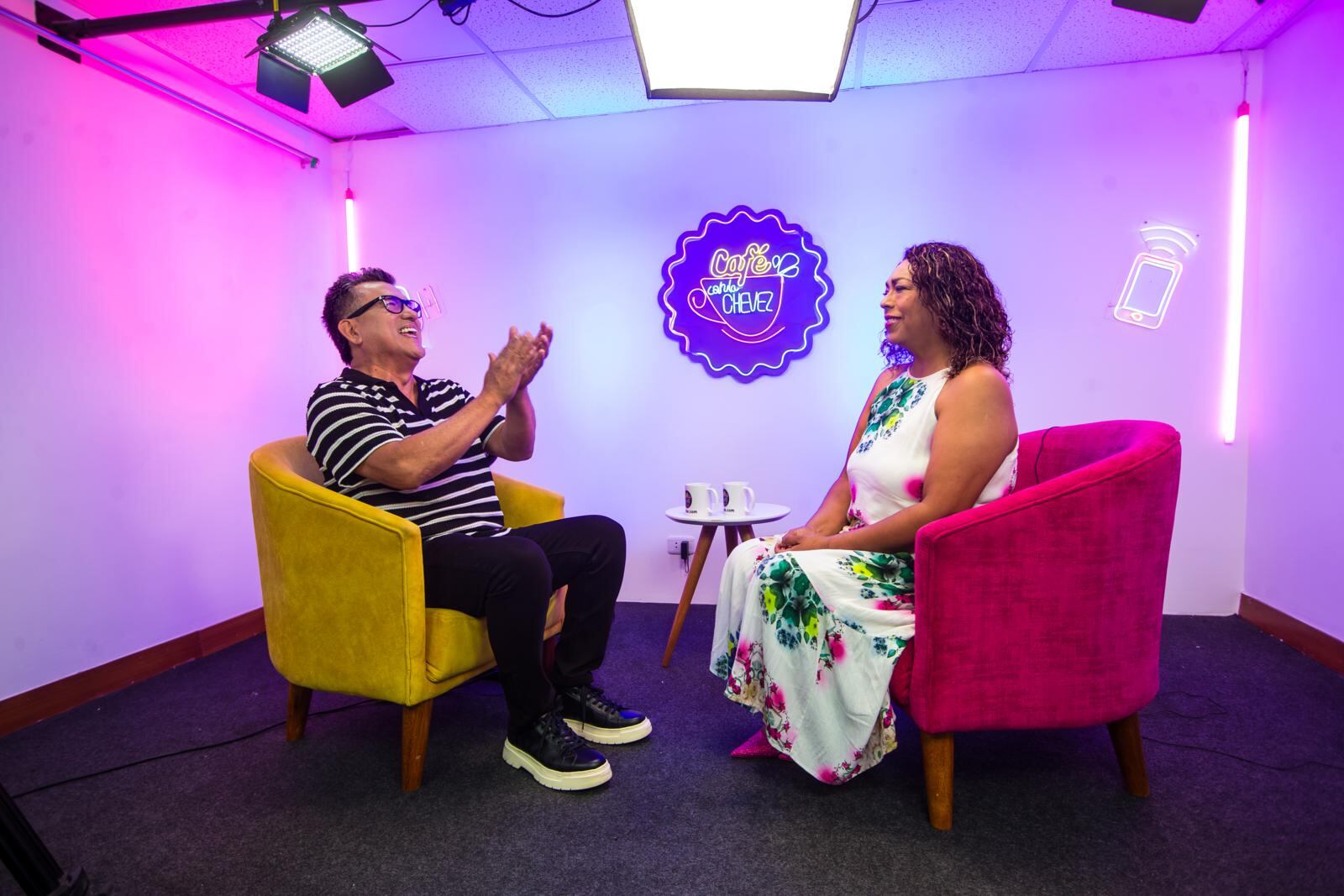 Hernán Vidaurre en el Café con la Chevez. Foto: Mario Zapata | @photo.gec