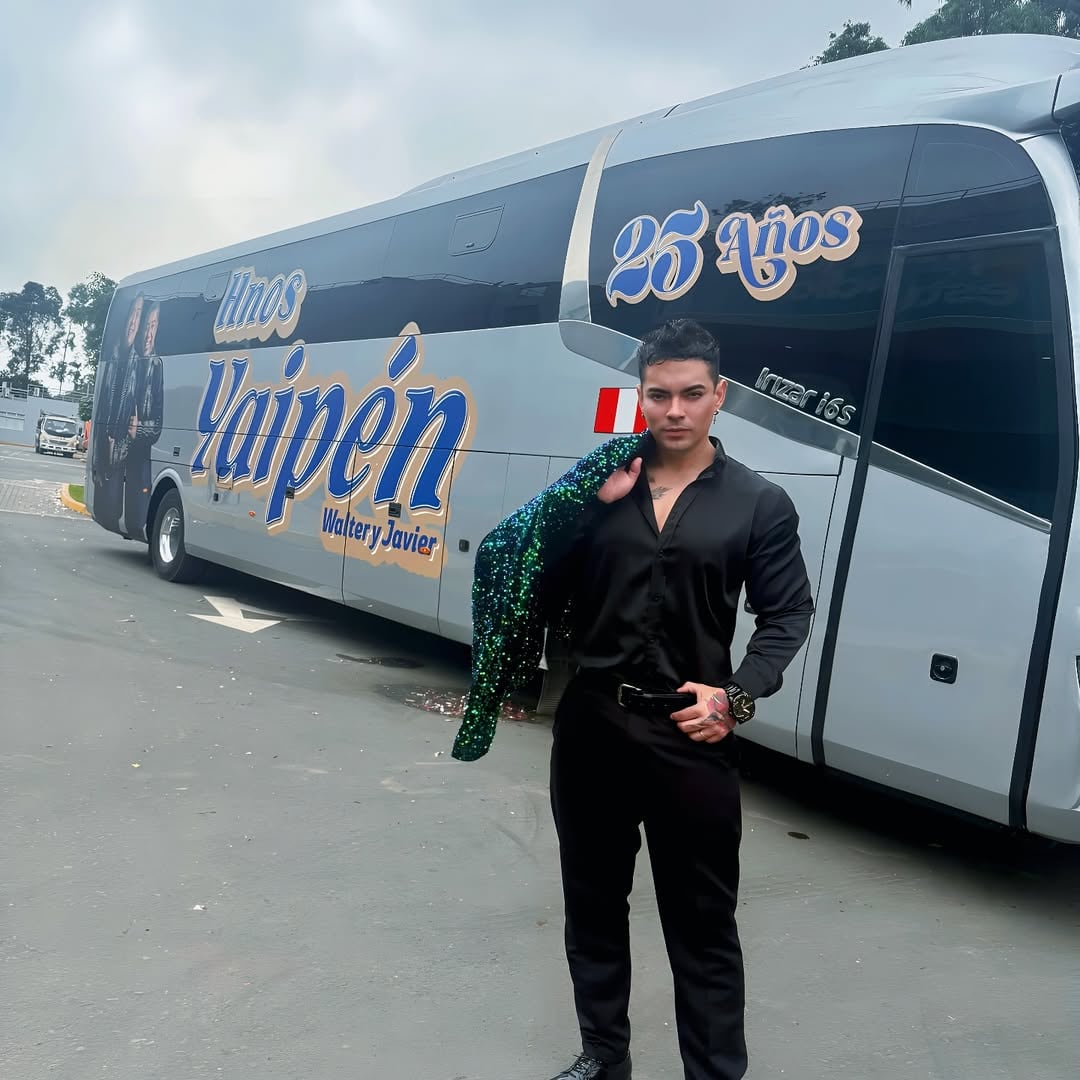 Cantante de los Hermanos Yaipén (Instagram: @farymartinez_oficial)