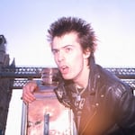 El Búho camina por el jirón Quilca