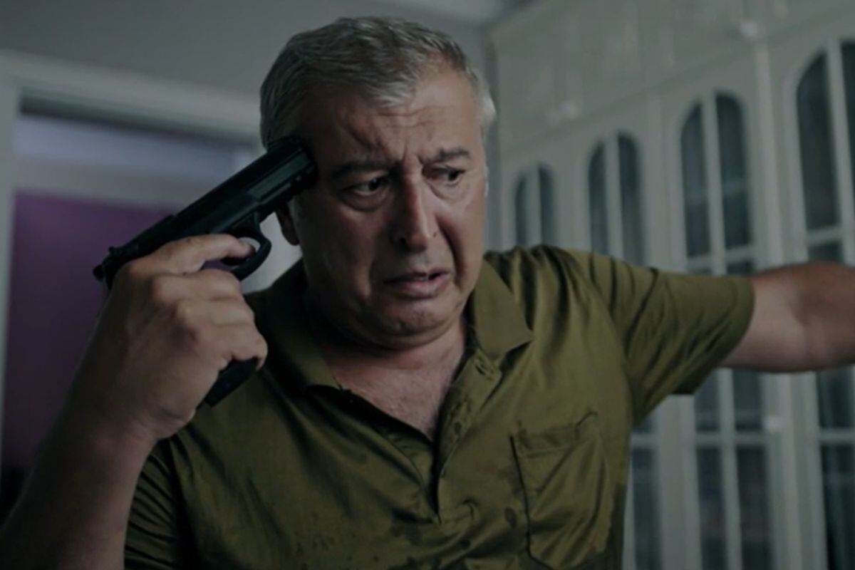 Metin siente culpa e intenta quitarse la vida en "Secretos de familia" (Foto: Ay Yapim)