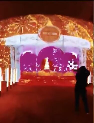 Estructura fue levantada para celebrar el quinceañero de la nieta de César Acuña. (Magaly Tv)