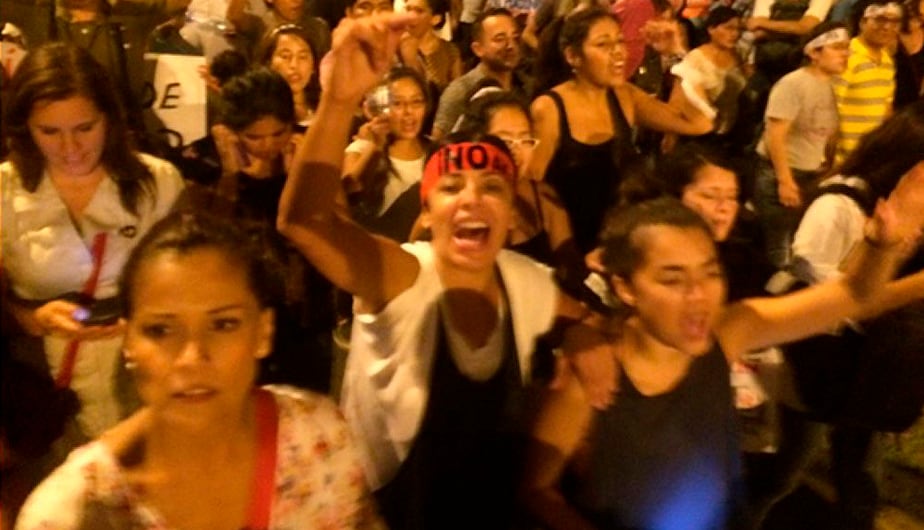 Mónica Sánchez y Tatiana Astengo no dudan en pronunciarse ante cualquier contexto político y social (Foto: @winny0404)