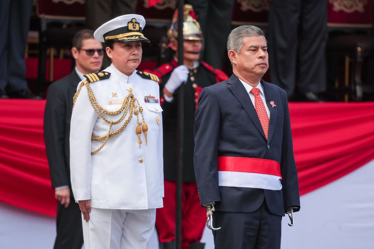 Se hizo presente Luis Galarreta, presidente del Consejo de Ministros, a la Gran Parada y Desfile Cívico Militar. Foto: Presidencia.