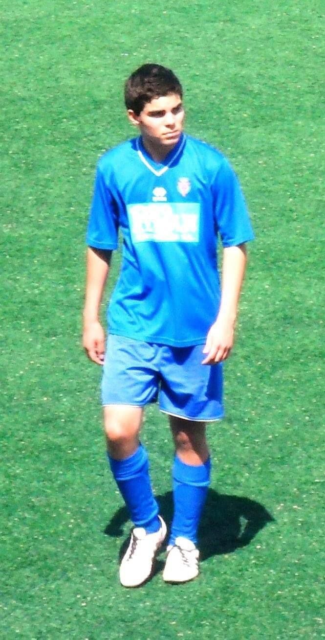 Alvaro jugó de volante ofensivo y delantero y terminó goleador