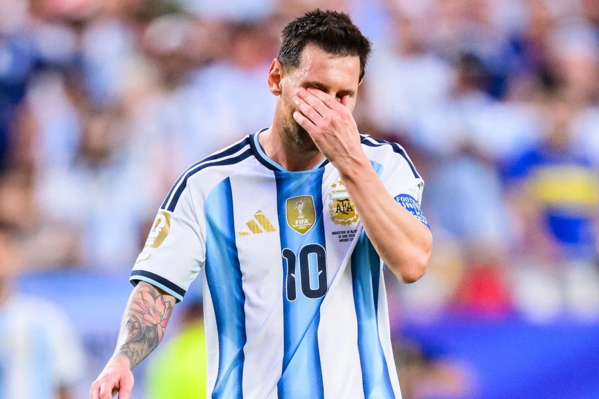 Lionel Messi llora la partida de su padre. (Agencias)