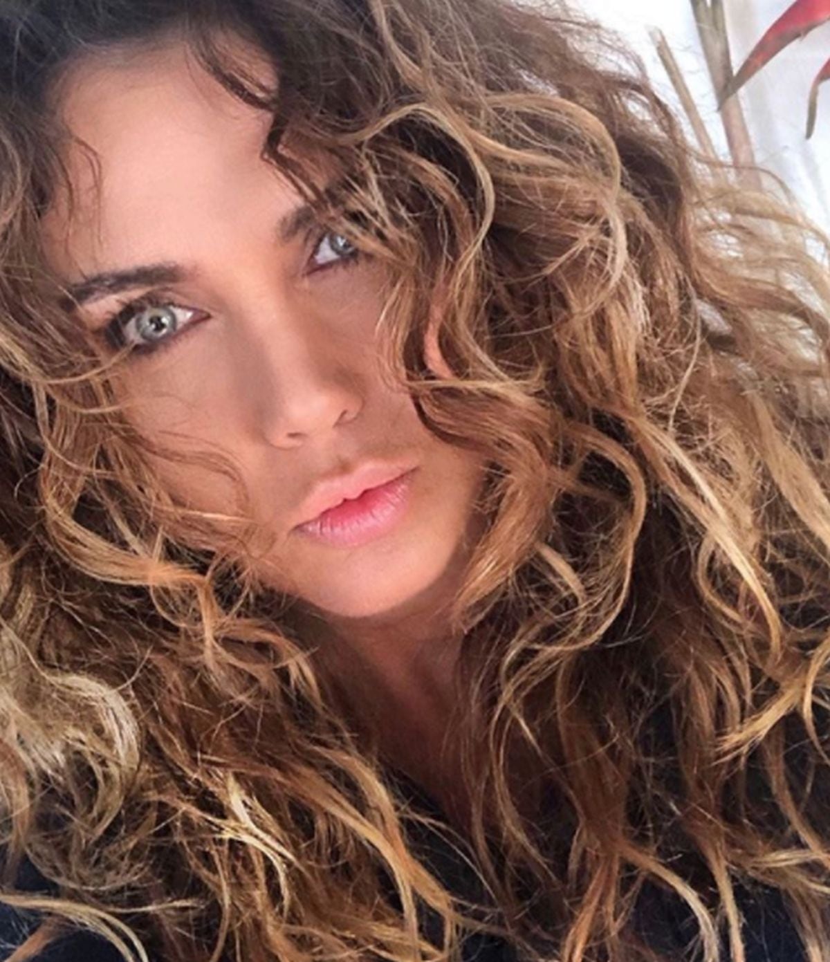 La actriz es madre y aconsejó a sus hijos que no sigan sus pasos; es decir, no tener amistad con alguien que no conocen (Foto: Sabine Moussier / Instagram)